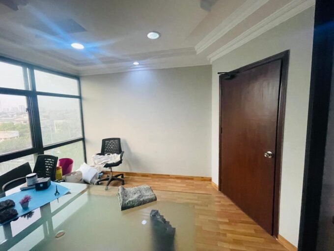 Office Available For Rent Shahrah e Faisal