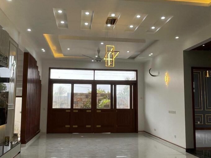 Bungalow For Sale DHA